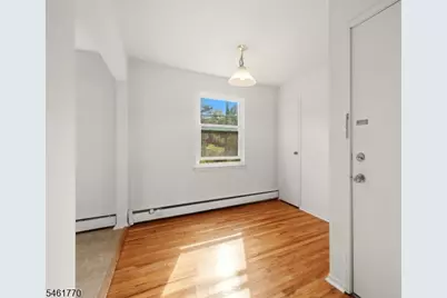 21 York  Drive Apt 3B, Edison Twp., NJ 08817 - Photo 8