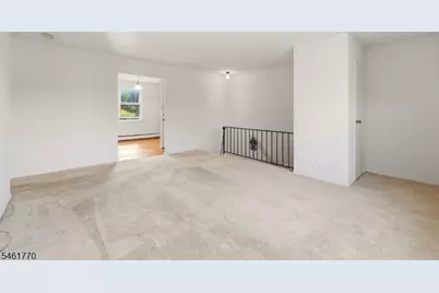 21 York  Drive Apt 3B, Edison Twp., NJ 08817 - Photo 6