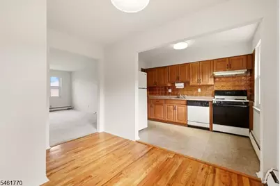 21 York  Drive Apt 3B, Edison Twp., NJ 08817 - Photo 10
