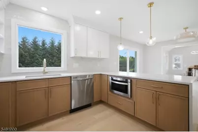 183 Jefferson Ave, Emerson, NJ 07630 - Photo 10
