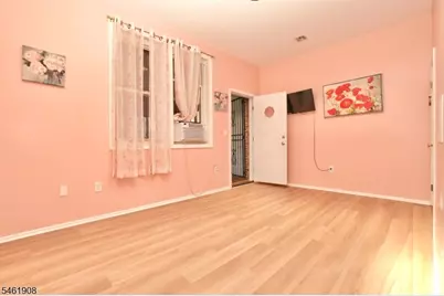 68 James St #2, Newark, NJ 07102 - Photo 10