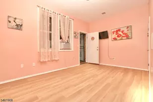 68 James St, Newark, NJ 07102 - Photo 10