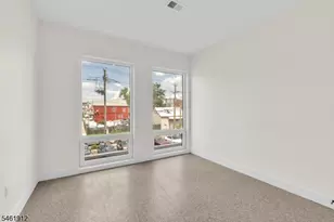 127 South St, Passaic, NJ 07055 - Photo 6