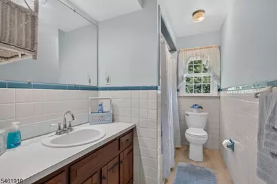 6 Redwood Dr, Clinton Township, NJ 08809 - Photo 10