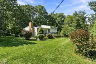 87 Orion Rd, Berkeley Heights Township, NJ 07922 - Photo 2