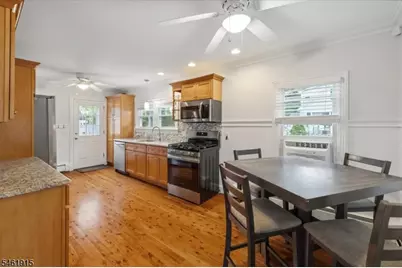 203 Pine St, Hackettstown, NJ 07840 - Photo 8