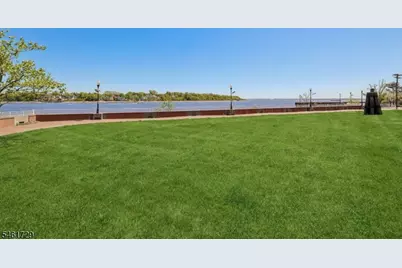 368 Rector St #419, Perth Amboy, NJ 08861 - Photo 20