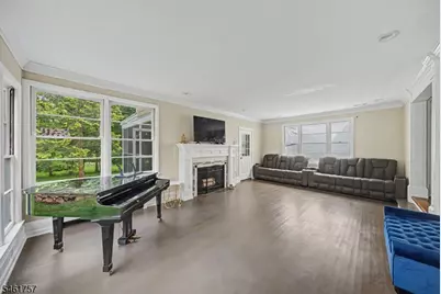 396 New Dover Rd, Woodbridge Township, NJ 07067 - Photo 4