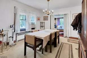 9 Sherwood Pl, West Orange Township, NJ 07052 - Photo 4