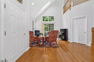 27 La Costa Dr, Clinton Township, NJ 08801 - Photo 4