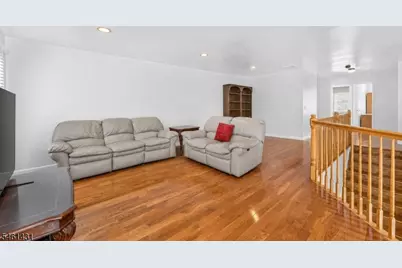 27 La Costa Dr, Clinton Township, NJ 08801 - Photo 14
