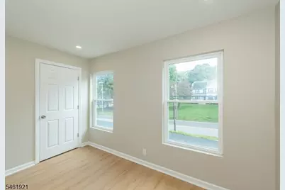 108 Rt23, Hamburg, NJ 07419 - Photo 18