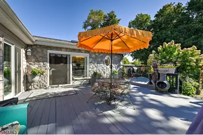 2 Armstrong Dr, Jefferson Township, NJ 07438 - Photo 4