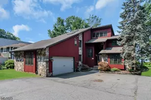 79 Castle Rock Rd, Jefferson Township, NJ 07849 - Photo 2