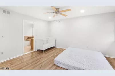 16 Stone Edge Rd, Bedminster Township, NJ 07921 - Photo 18