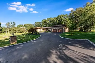 34 W Grover St, Mount Olive, NJ 07836 - Photo 4