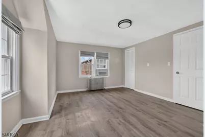 697 Roosevelt Ave, Carteret, NJ 07008 - Photo 6