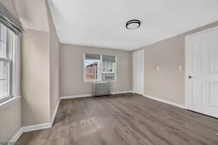 697 Roosevelt Ave, Carteret, NJ 07008 - Photo 6