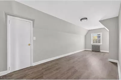 697 Roosevelt Ave, Carteret, NJ 07008 - Photo 12