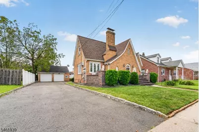 697 Roosevelt Ave, Carteret, NJ 07008 - Photo 1