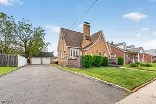 697 Roosevelt Ave, Carteret, NJ 07008 - Photo 1