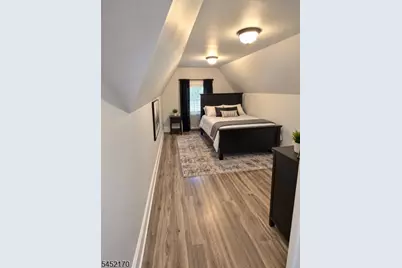 4 Hawthorne Pl, East Orange, NJ 07018 - Photo 12