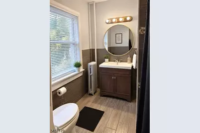 4 Hawthorne Pl, East Orange, NJ 07018 - Photo 16