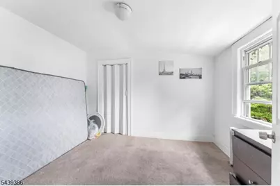 72 Minerva Ave, Hawthorne, NJ 07506 - Photo 12