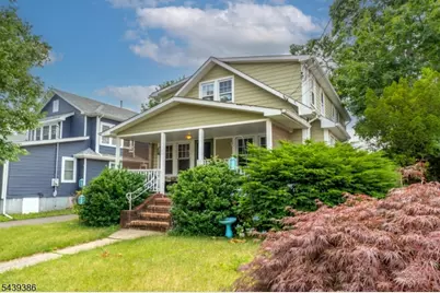 72 Minerva Ave, Hawthorne, NJ 07506 - Photo 2