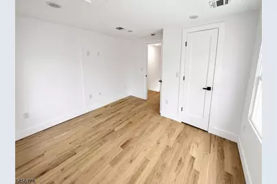 290 S 20th St, Newark, NJ 07103 - Photo 10