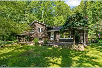 56 Sawmill Rd, Tewksbury Township, NJ 08833 - Photo 4