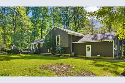 56 Sawmill Rd, Tewksbury Township, NJ 08833 - Photo 28