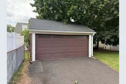 830 Travers St, Union Township, NJ 07083 - Photo 4
