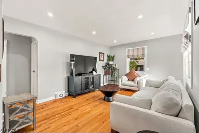 26 Mount Vernon St, Nutley, NJ 07110 - Photo 10
