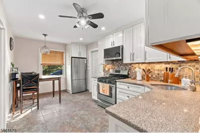 26 Mount Vernon St, Nutley, NJ 07110 - Photo 6
