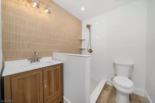 157 Circle Dr, Long Hill Township, NJ 07946 - Photo 14
