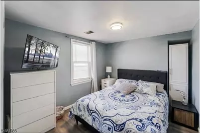 327 Stover Ave, North Arlington, NJ 07031 - Photo 6