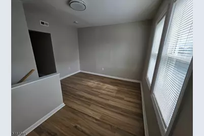 37 Mapes Ave #3, Newark, NJ 07112 - Photo 8