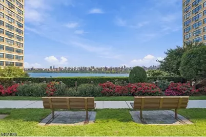 7002 Kennedy Blvd #18B, Guttenberg, NJ 07093 - Photo 26
