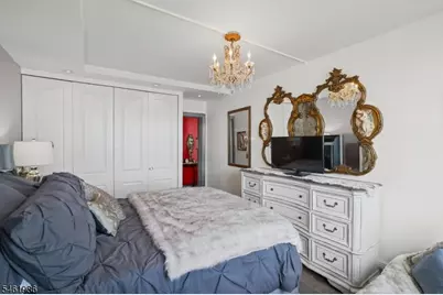 7002 Kennedy Blvd #18B, Guttenberg, NJ 07093 - Photo 12