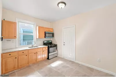 491 S 17th St, Newark, NJ 07103 - Photo 32