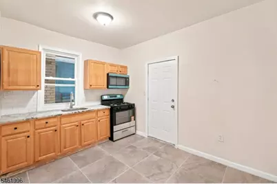 491 S 17th St, Newark, NJ 07103 - Photo 18