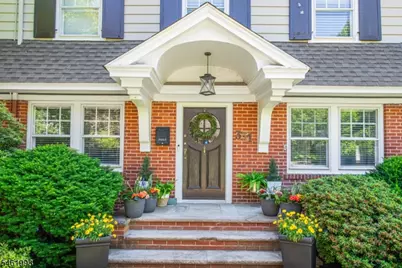 331 Grove St, Montclair, NJ 07042 - Photo 2