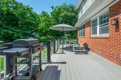 331 Grove St, Montclair, NJ 07042 - Photo 14