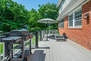 331 Grove St, Montclair, NJ 07042 - Photo 14