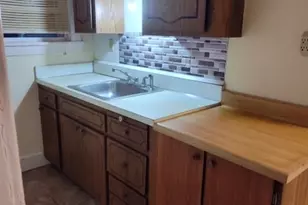 15 Farnham Ave, Garfield, NJ 07026 - Photo 12