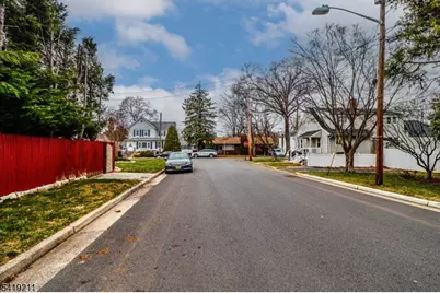 15 N River View Ave, Edison, NJ 08817 - Photo 8