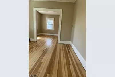 10 Warman St, Montclair, NJ 07042 - Photo 8