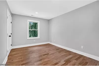 910 Minisink Way, Westfield, NJ 07090 - Photo 20