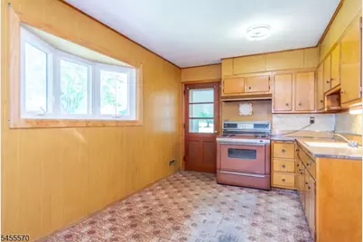 8 John St, Lincoln Park, NJ 07035 - Photo 8